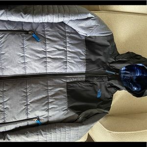 Boys North Face jackets in blue/gray, XL. Gently worn.